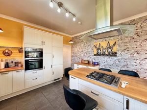 Photo 11- click for photo gallery